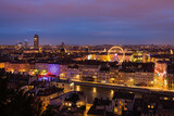 Fototapeta Las - フランス　リヨンのフルヴィエールの丘から望む市街地の夜景