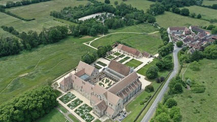 Canvas Print - Abbaye de Noirlac vue aérienne