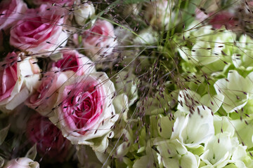 Wall Mural - Blumenstrauß Hochzeitsstrauß mit Rosen