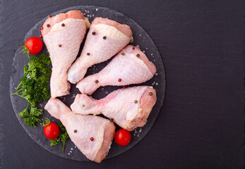 Canvas Print - Raw chicken legs meat