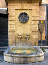 Fontaine Des Bagniers, A Fountain In The Center Of Aix En Provence With A Medallion Portrait Of Paul Cézanne In Bronze, Drawn By Auguste Renoir