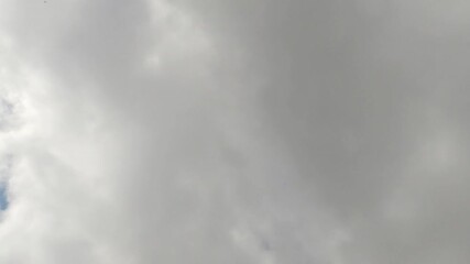 Wall Mural - timelapse of clouds and a blue sky sunny day