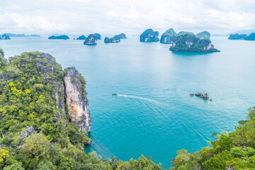 Wall Mural - Koh Hong island view point to Beautiful scenery view 360 degree.