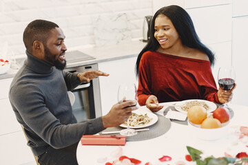 Wall Mural - African couple spending time together