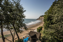 Beautiful View Of A Shanklin Beach In Shanklin, UK On A Sunny Hot Day