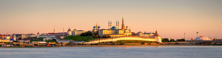 Wall Mural - Panoramic view of Kazan Kremlin at sunset, Tatarstan, Russia