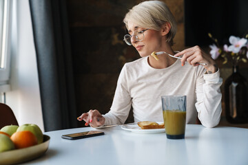 Sticker - Smiling young woman wearing casual clothes