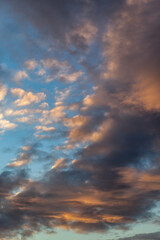 Poster - Allassac (Corrèze, France) - Coucher de soleil nuageux
