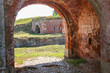 Blick in Ruinen der historischen Festung Dünaburg in Lettland, jetzt daugavpils