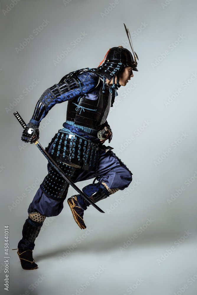 走るサムライ 武士 武将 戦国時代 時代劇 Stock Photo | Adobe Stock