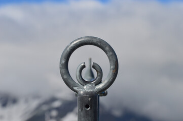 Canvas Print - Closeup shot of a metal object on a blurred background