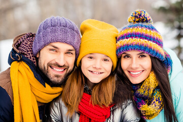 Poster - Photo of cheerful family mom dad daughter happy positive toothy smile enjoy time together winter holiday