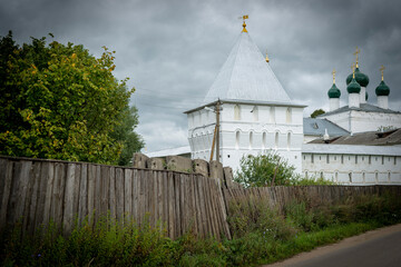 Wall Mural - Travel to the city of Pereslavl-Zalessky, monasteries, temples, nature