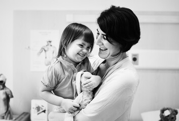 Wall Mural - Mother and daughter in a hospital