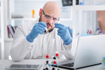 Canvas Print - Health care researchers working in life science laboratory, work for test a vaccine