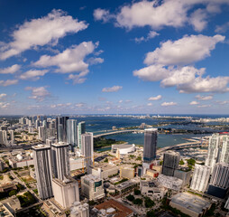 Fototapete - Aerial vertorama Downtown Miami FL USA