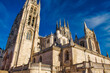 Perspectiva catedral gótica de Burgos vista desde la plaza del rey San Fernando, España