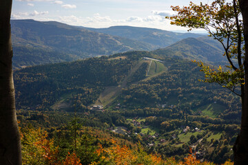 Fototapeta szczyrk i okolice góry klimczok późnym latem.