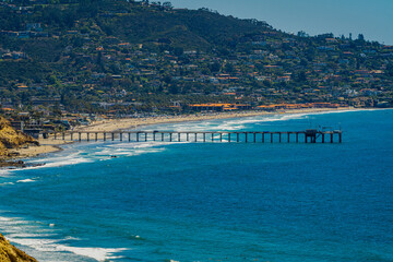 Wall Mural -  2021-10-04 SCRIPPS PIER AND LA JOLLA SHORES FROM TORREY PINES IN SAN DIEGO CALIFORNIA