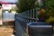  Płot . Panelowe ogrodzenie z siatki , siatka . Mesh panel fence. 