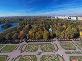 Fototapeta Do pokoju - panoramic view of the museum and park complex Kuskovo in early autumn in Moscow from a drone height 