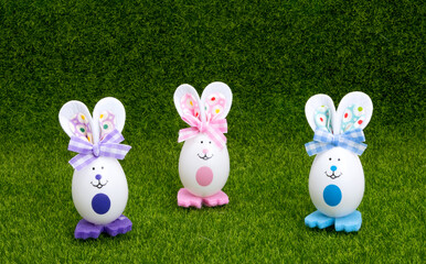 Sticker - easter eggs on green grass