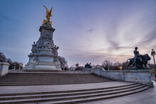 UK, England, London, Low Angle View Of Victoria Memorial At Dawn