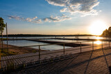 Fototapeta Pomosty - giżycko jezioro słońce zachód słońca wschód słońca pomost mostek plaża warmia mazury