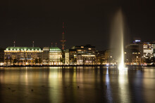 Germany, Hamburg, View To Jungfernstieg With Binnenalster In The Foreground At Night