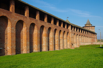 Canvas Print - Kolomna, Russia - October, 2021:  Fragment of the wall of the Kolomna Kremlin