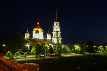 Canvas Print - Rybinsk, Russia - May, 2021: Evening view of the Transfiguration Cathedral