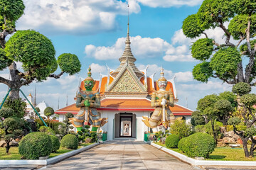 Poster - Wat Arun Temple in Bangkok, Thailand