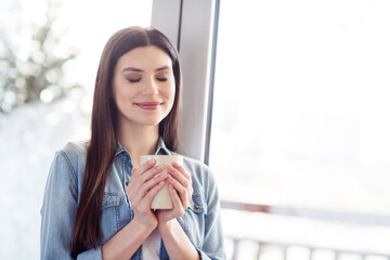 Poster - Photo of young attractive girl happy positive smile enjoy morning hot coffee self-isolation quarantine indoors