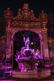 Fototapeta Nowy Jork - Nancy, Fontaine de la Place Stanislas de nuit 