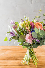 Wall Mural - spring bouquet on the table