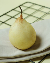 Fresh Pears To Open Your Breakfast Menu. Pears Have A Sweet And Fresh Taste And Are Also Rich In Fiber. Pears Have Benefits For Improving Gut Health And Are Rich In Antioxidants. Focus Blur.