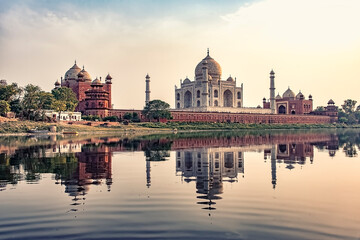 Wall Mural - Taj Mahal mausoleum in Agra, Uttar Pradesh, India