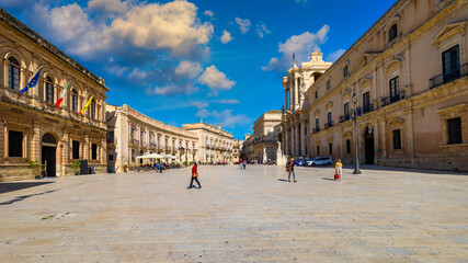 Wall Mural - Panorama of Piazza Duomo and of the Cathedral of Syracuse, Sicily, Italy. Baroque cathedral in the historic center of the island, Piazza Duomo of Ortigia in Syracuse, in Sicily, Italy.