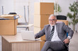 © Elnur - Old male employee in relocation concept