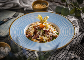 Canvas Print - Salad with cured ham