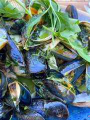 Canvas Print - Poêlé de coquillages, restaurant à Bordeaux