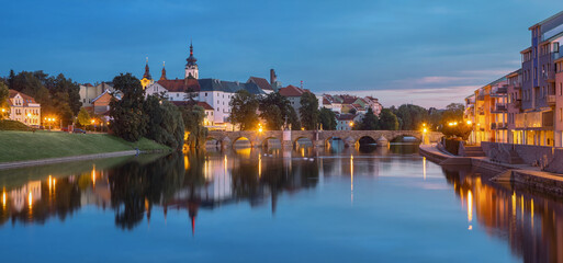 Fototapete - Panorama of Pisek Old Town at dusk, Czechia