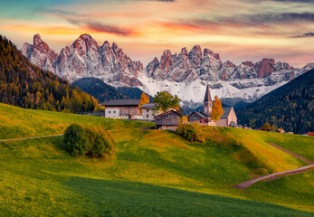 Wall Mural - fabulous autumn view of santa maddalena village in front of the geisler or odle dolomites group. pho