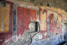 Plaster And Paint In Pompeian Colors, Damaged And Ruined By Time, Pompeii, Campania, Italy