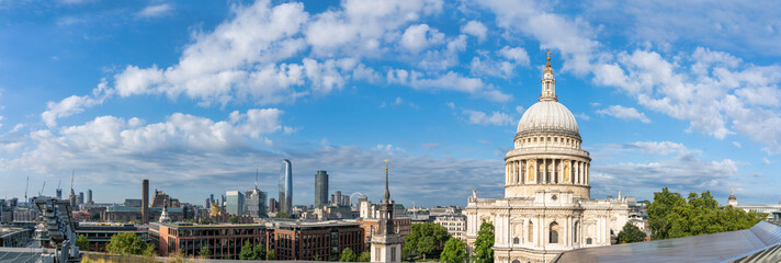 Sticker - St. Paul's cathedral and skyline of  London. England