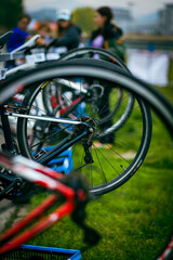 Canvas Print - Vertical shot of bicycles in a row