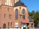 Fototapeta  - KĘDZIERZYN  KOŻLE ,  POLSKA - Zabytkowy kościół  w centrum Kędzierzyna