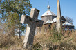 Opuszczona cerkiew i cmentarz we wschodniej Polsce 