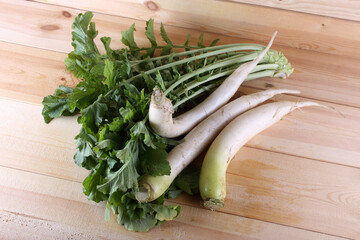 Canvas Print - Daikon on table