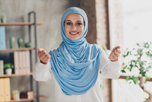 Photo Of Lovely Millennial Eastern Modern Manager Lady Come In Wear Eyewear Headscarf Shirt Indoors Workplace